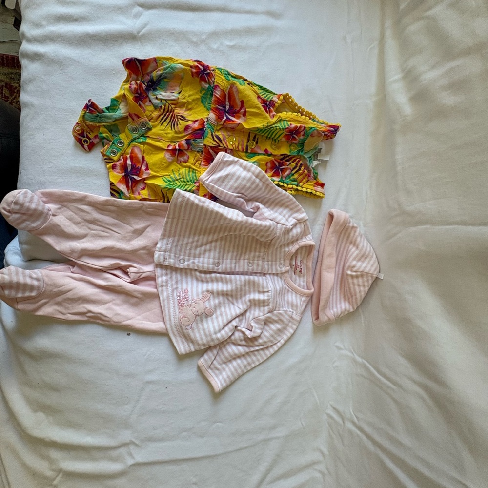 0-3 month Pink Striped Baby Outfit with Hat & summer girl jumper